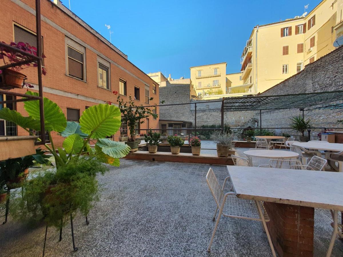 Bed and Breakfast Suore Concezioniste Missionarie - Carmen Salles Roma Exterior foto