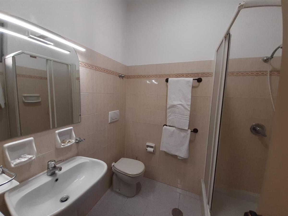 Bed and Breakfast Suore Concezioniste Missionarie - Carmen Salles Roma Exterior foto