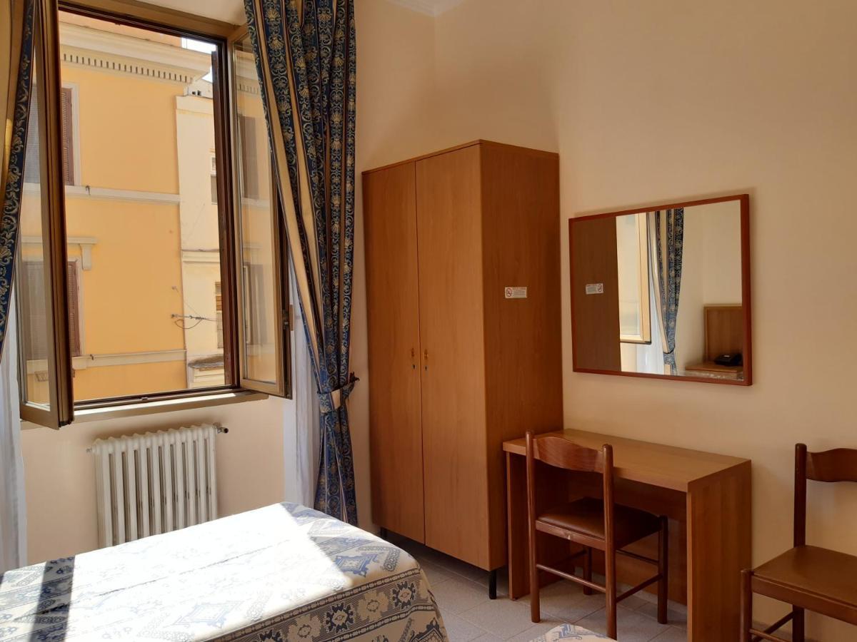 Bed and Breakfast Suore Concezioniste Missionarie - Carmen Salles Roma Exterior foto