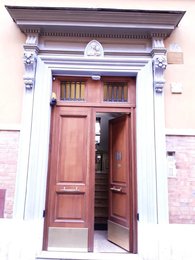 Bed and Breakfast Suore Concezioniste Missionarie - Carmen Salles Roma Exterior foto