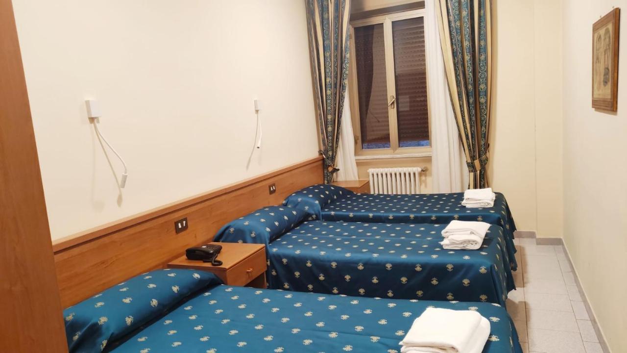 Bed and Breakfast Suore Concezioniste Missionarie - Carmen Salles Roma Exterior foto